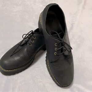 Dr. Martens Shriver Low women’s Wyoming leather heeled shoes